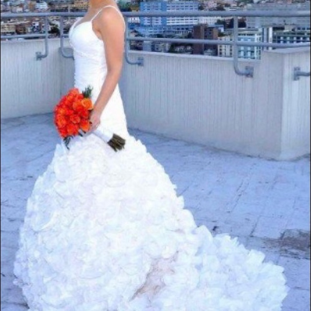 Beautiful wedding dress, Martina Liana 296